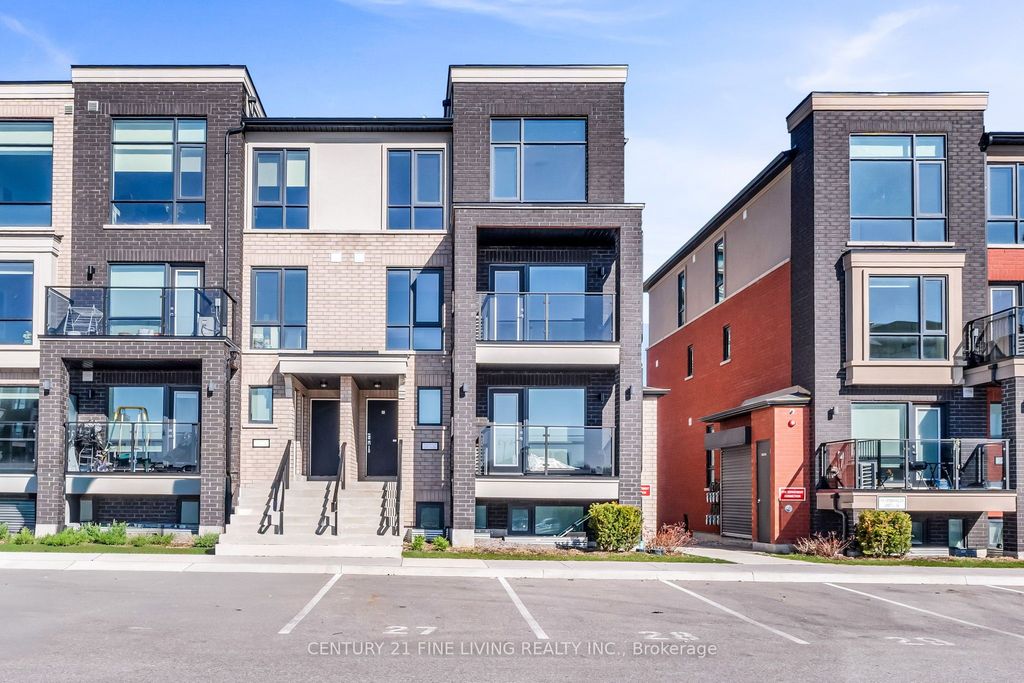 Photo of 185 Veterans Drive #17, Brampton, ON L7A 5L2 (MLS # W13158448)
