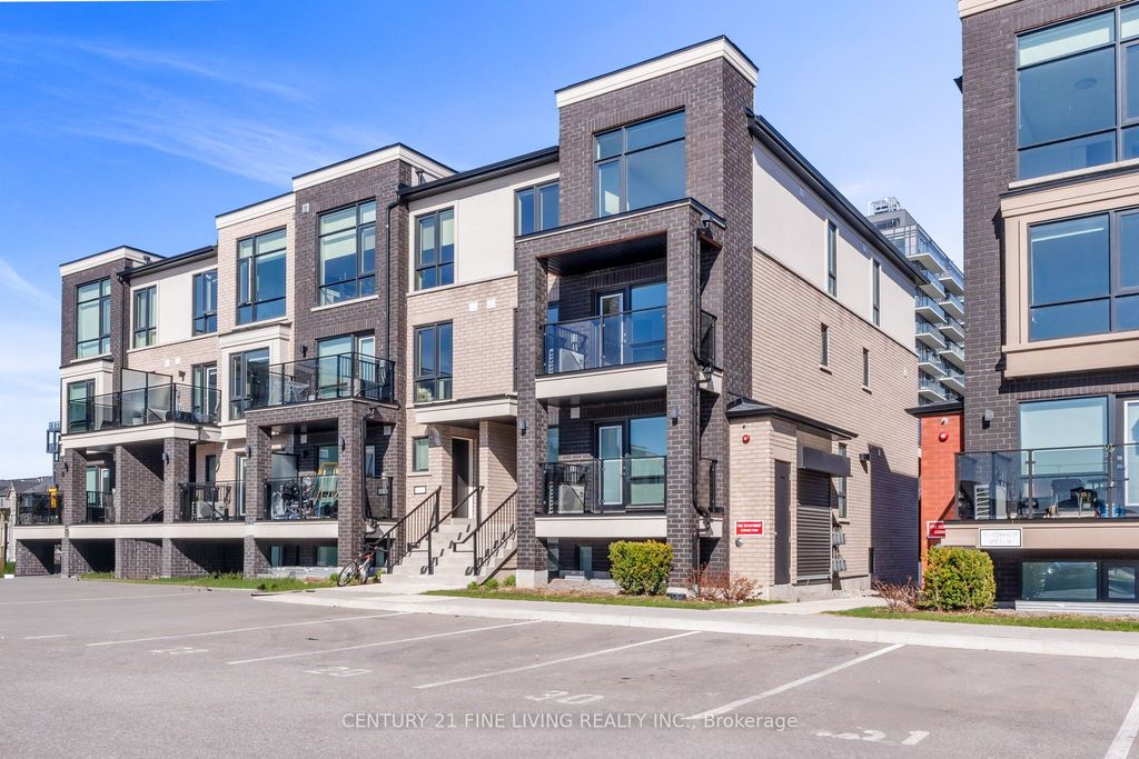 Photo of 185 Veterans Drive #17, Brampton, ON L7A 5L2 (MLS # W13158448)