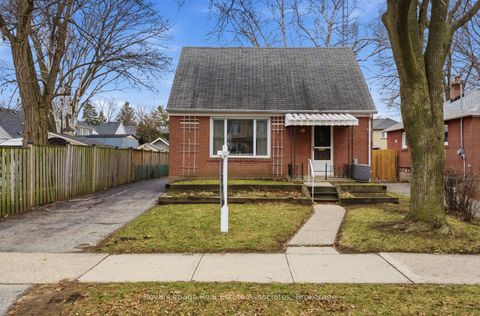 68 Gair Drive Toronto ON M8W 4P8