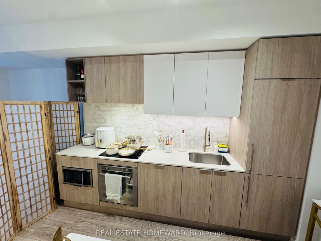Photo of 2020 Bathurst Street #535, Toronto, ON M5P 0A6 (MLS # C12651258)