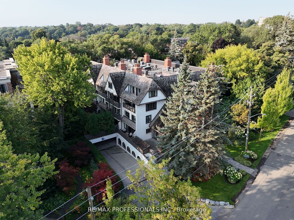 Photo of 71 Old Mill Road #304, Toronto, ON M8X 1G9 (MLS # W12471435)