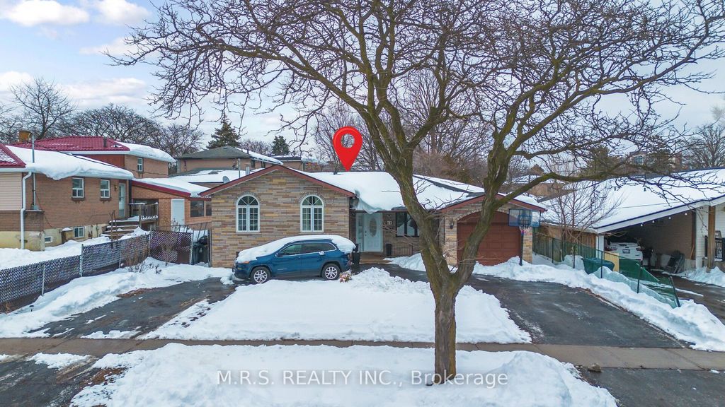 Photo of 61 Bloomington Crescent, Toronto, ON M3N 1R2 (MLS # W12707638)