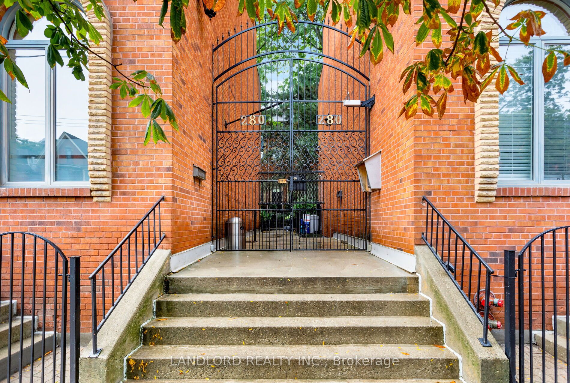 280 Sherbourne Street 14