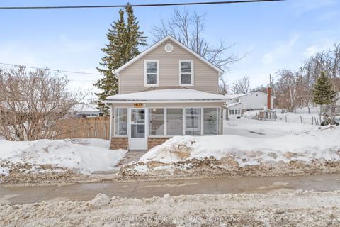 Property photo of 33 john street, kawartha lakes, ON k0m 1n0