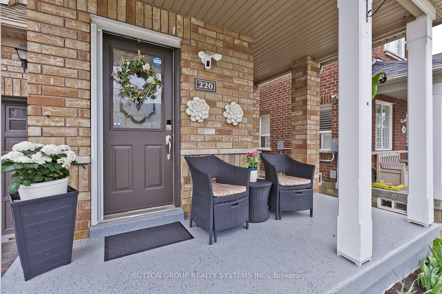 220 Pettigrew Trail