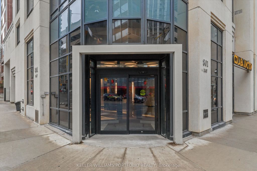 Photo of 801 Bay Street #205, Toronto, ON M5S 1Y9 (MLS # C12641990)