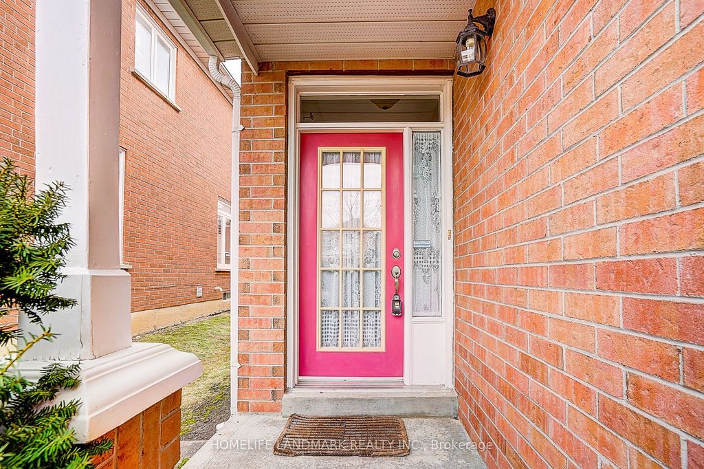 Photo of 90 Snowdon Circle, Markham, ON L3P 7S5 (MLS # N12869256)