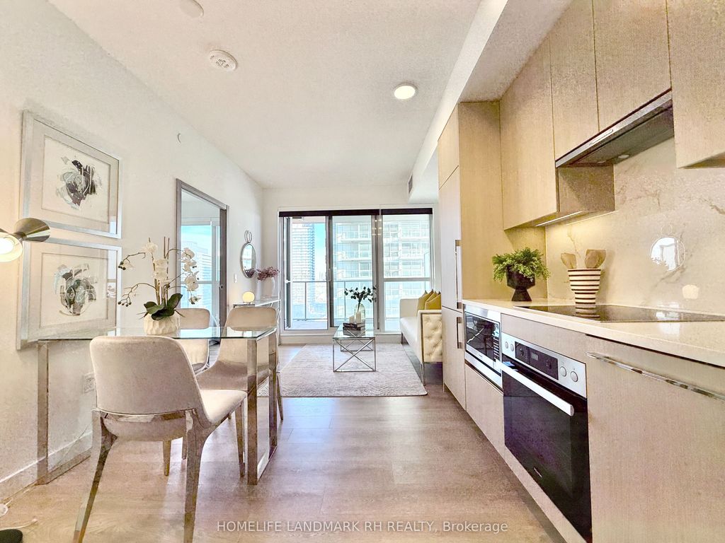 Photo of 25 McMahon Drive #915, Toronto, ON M2K 0J1 (MLS # C12629138)