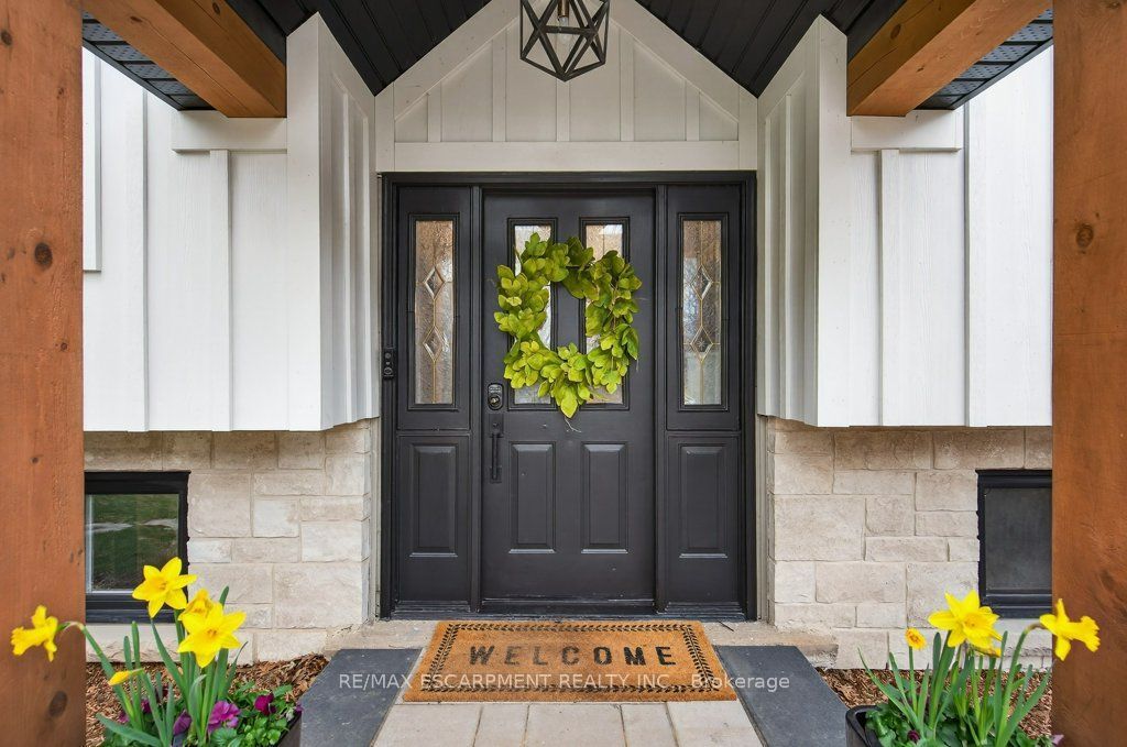 Photo of 71 Nelson Street, Hamilton, ON L0R 2H0 (MLS # X12957656)