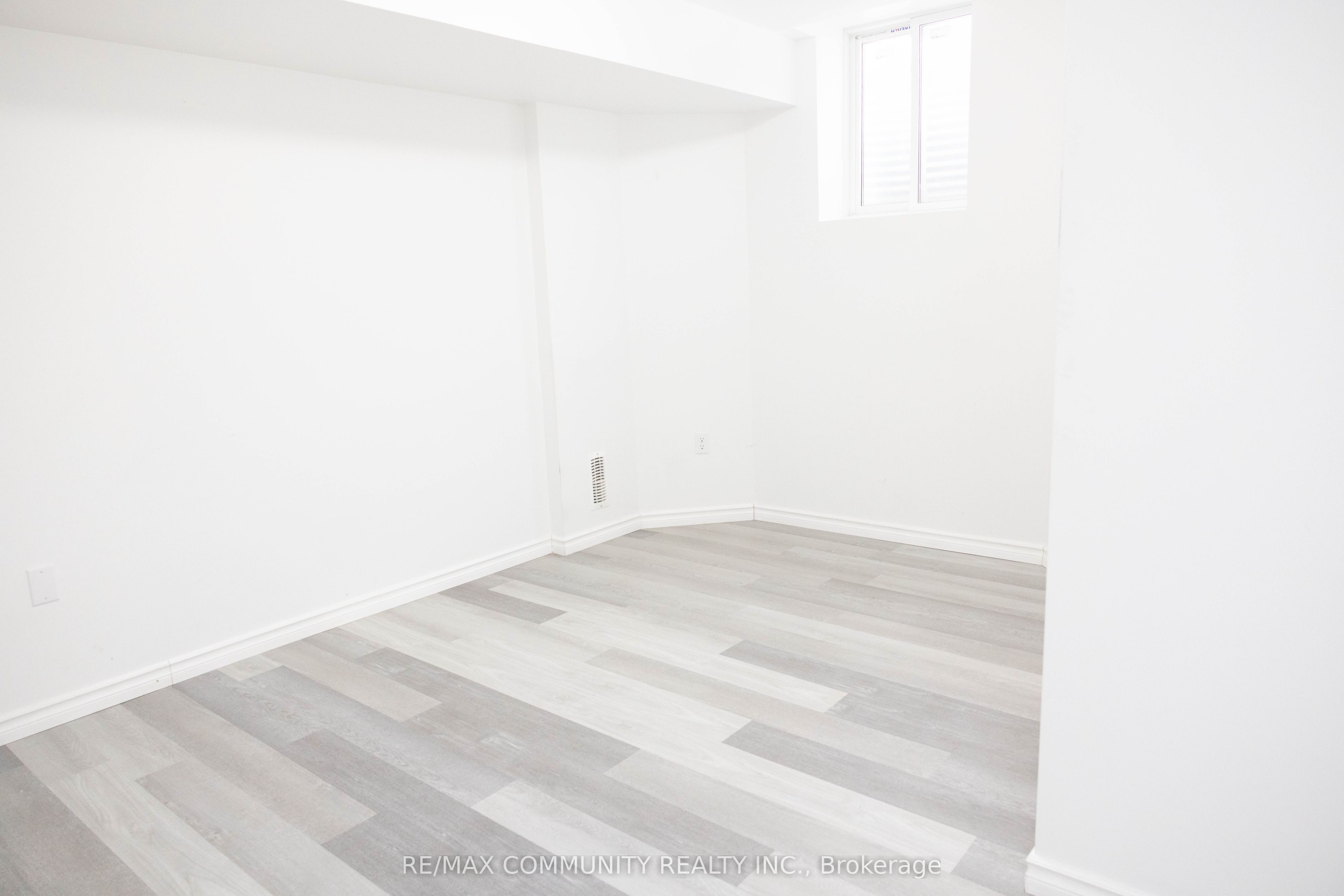 481 Bessborough Drive