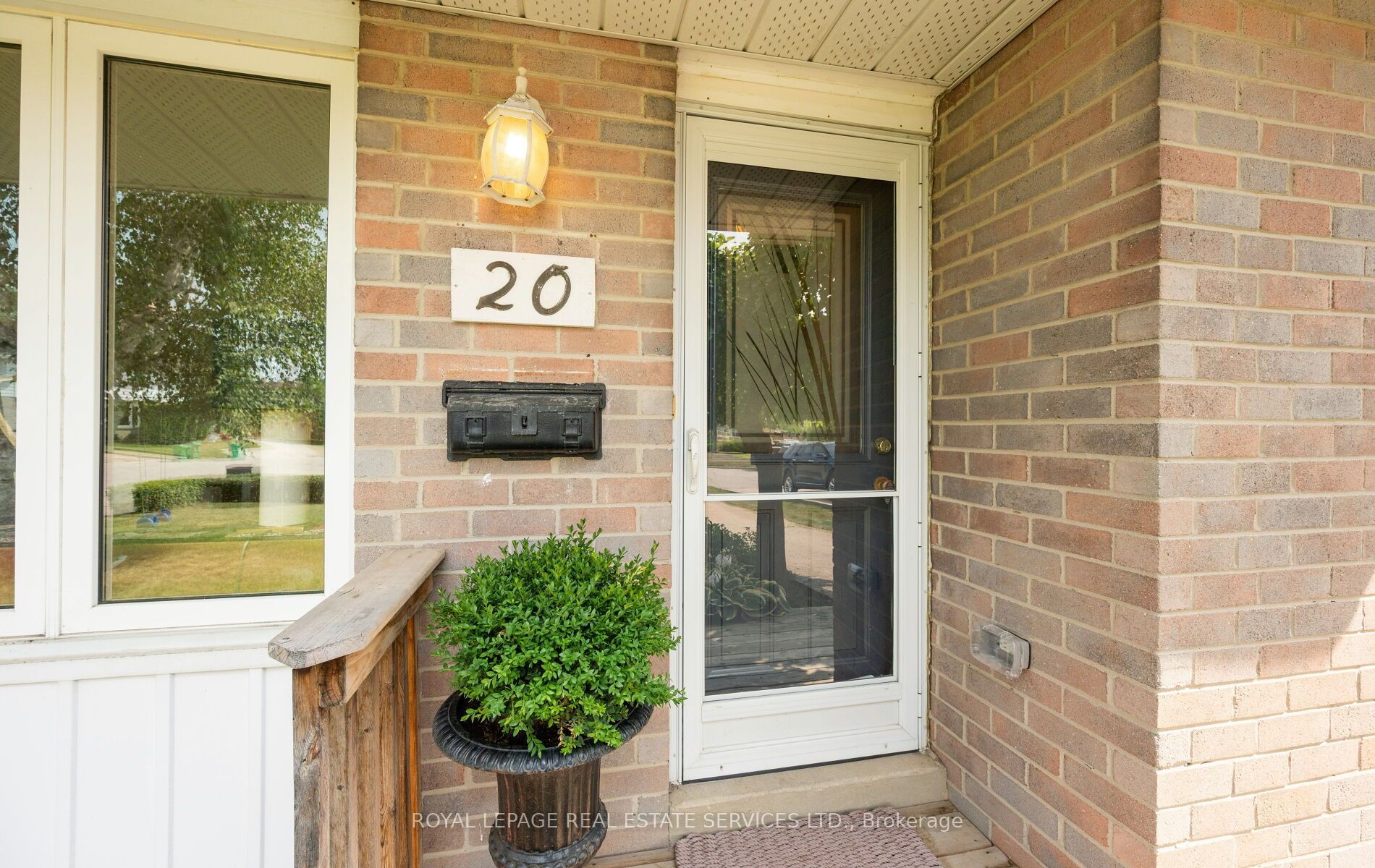 20 Glengrove Court