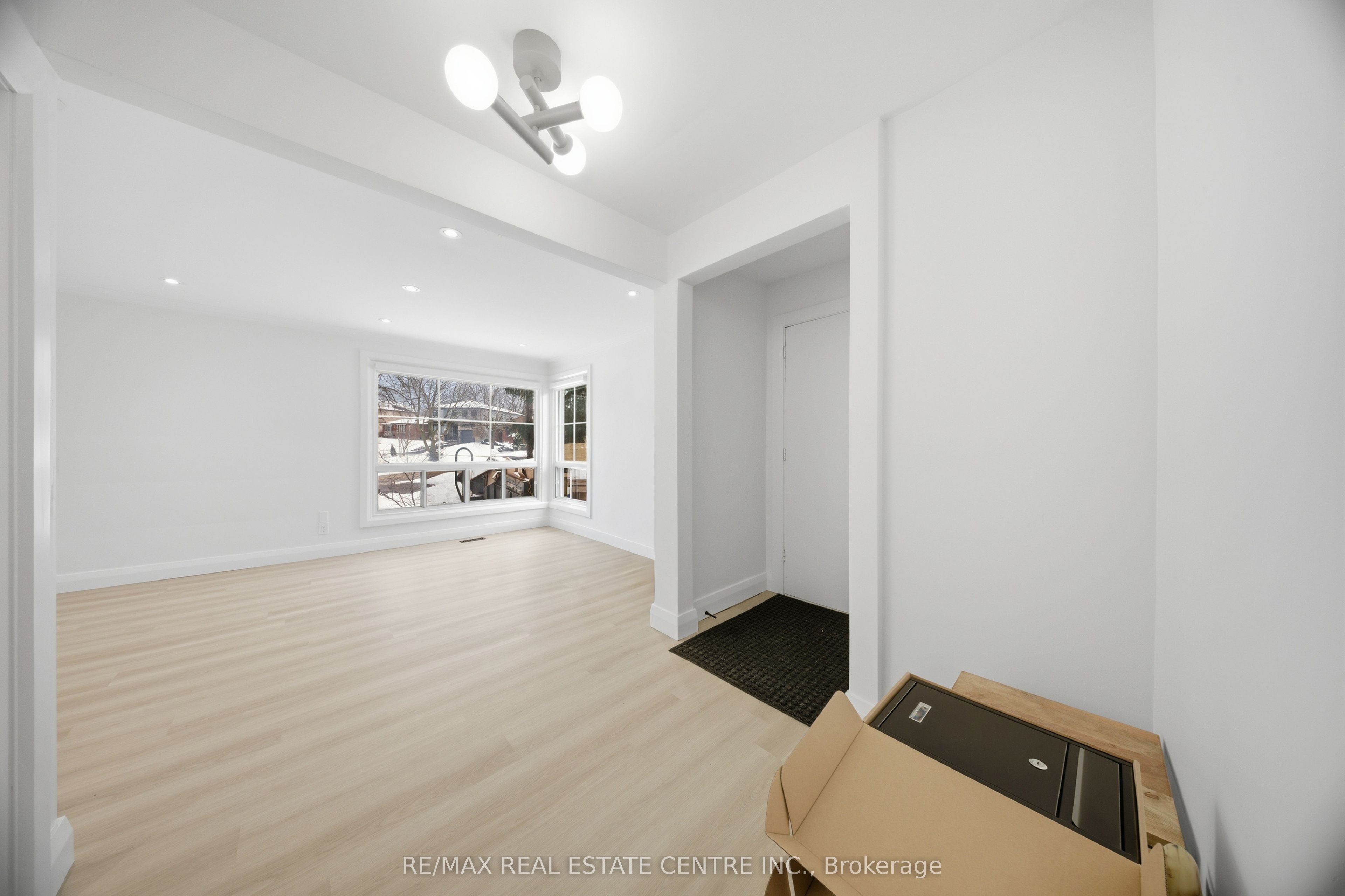 70 Beaverbrook Avenue APT. A (upper)