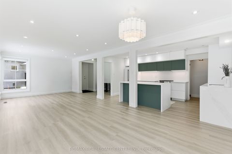 70 Beaverbrook Avenue APT. A (upper) Toronto ON M9B 2N6