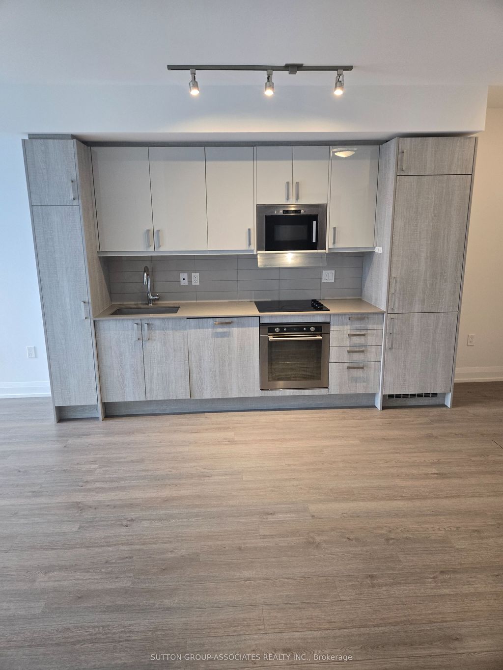 Photo of 77 Mutual Street #3001, Toronto, ON M5B 2A9 (MLS # C13081318)