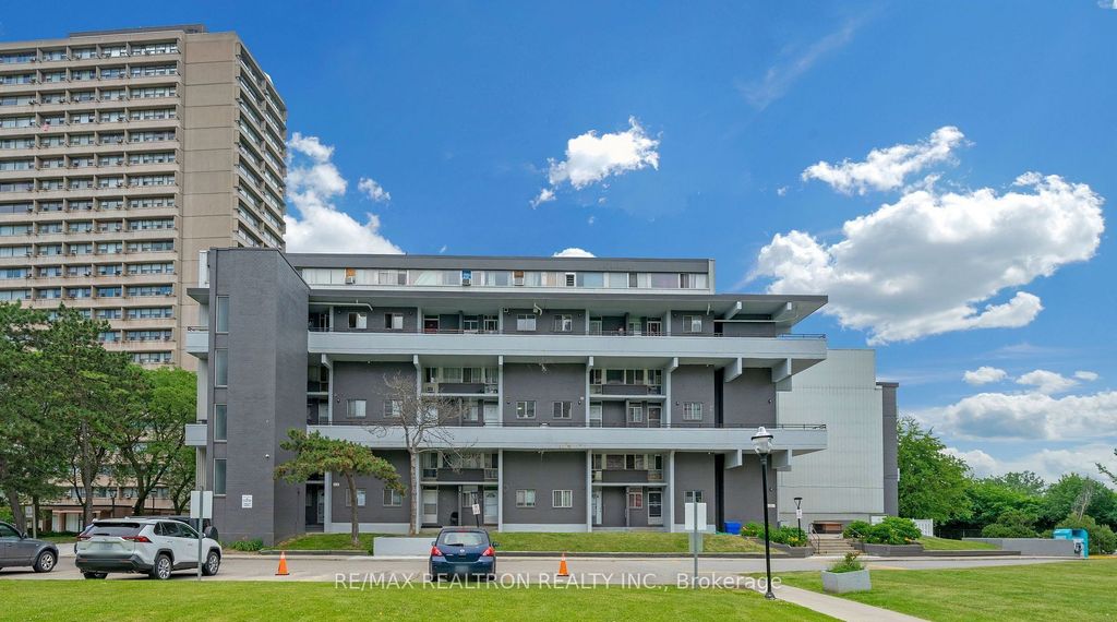 Photo of 40 Sunny Glenway #308, Toronto, ON M3C 2Z2 (MLS # C12563032)