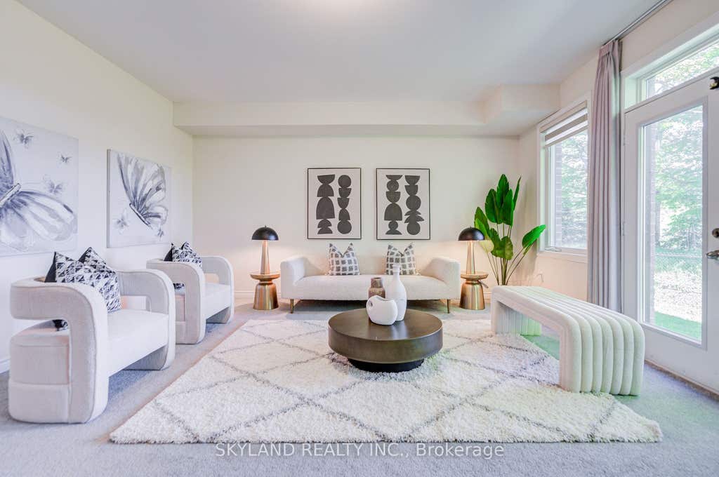 Photo of 66 Puisaya Drive, Richmond Hill, ON L4E 1L2 (MLS # N13694482)