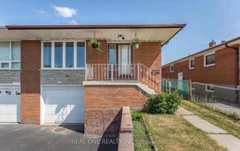 1161 Shadeland Drive Lower Mississauga ON L5C 1P2