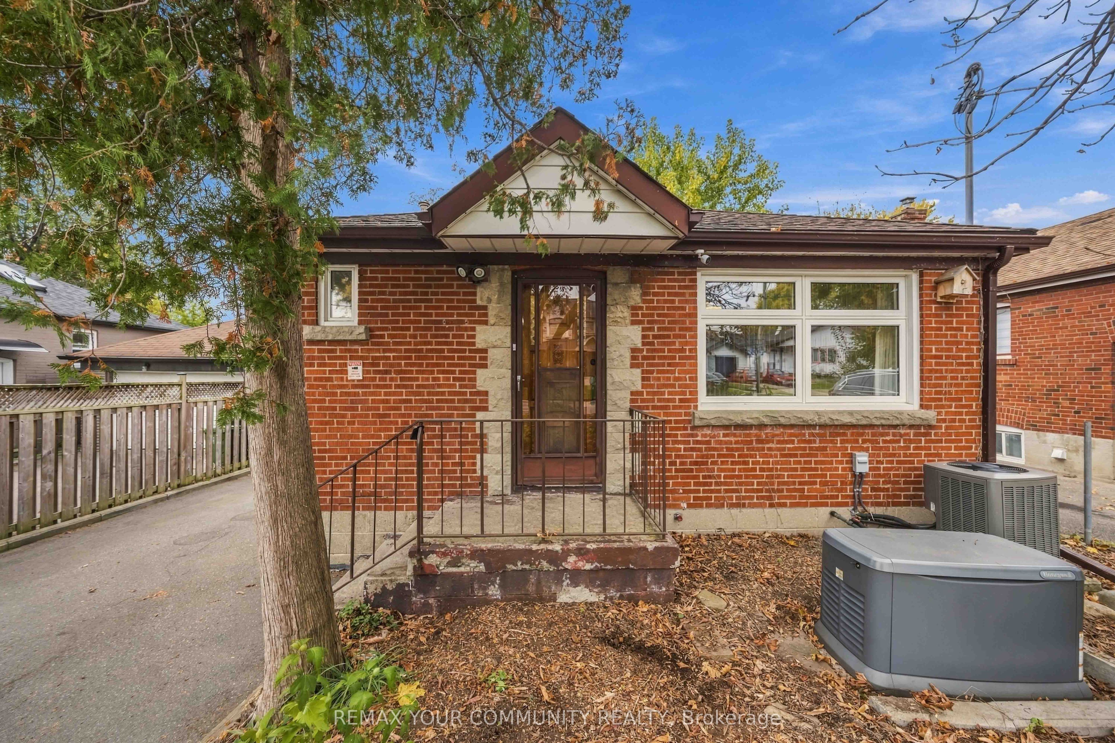 4 Waltonice Road