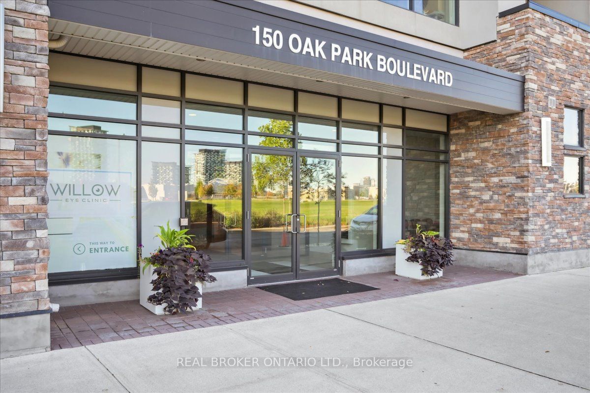 150 Oak Park Boulevard 301