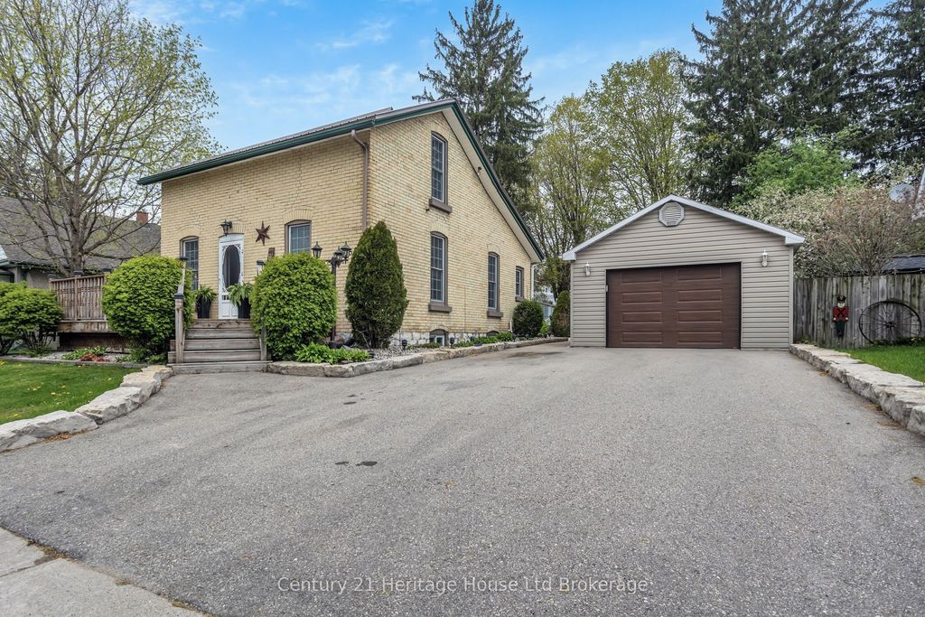 Photo of 165 Canterbury Street, Ingersoll, ON N5C 1E2 (MLS # X13091442)