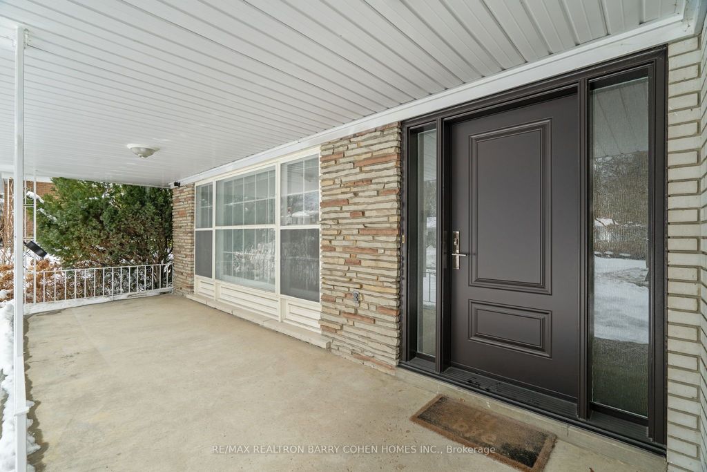 Photo of 371 Woodsworth Road, Toronto, ON M2L 2T8 (MLS # C12554804)