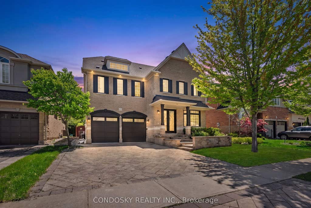 Photo of 3322 Fox Run Circle, Oakville, ON L6L 6W4 (MLS # W13690106)
