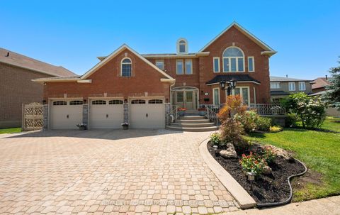 36 Shadywood Road Brampton ON L6Z 4M1