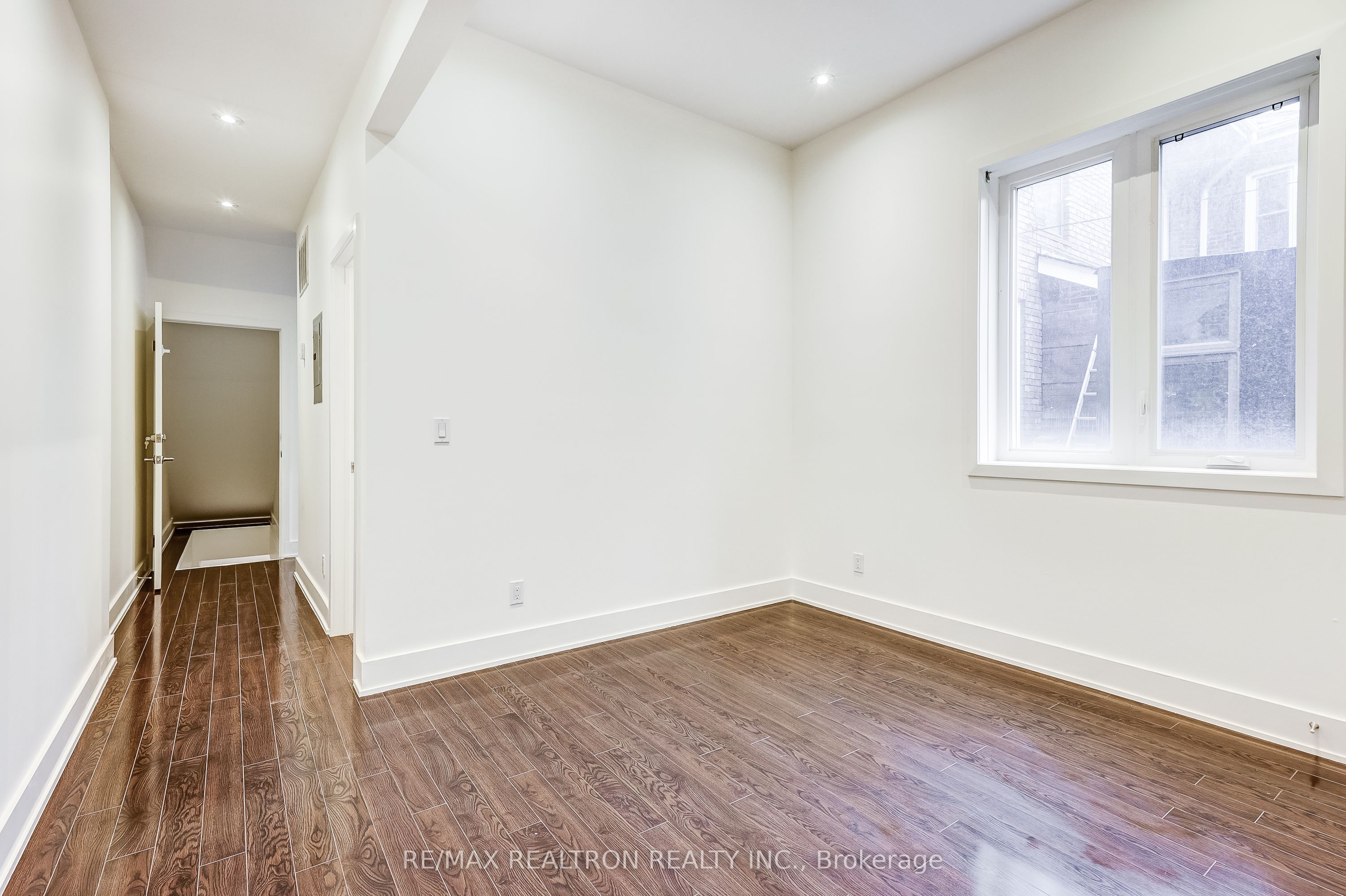 588 Ossington Avenue