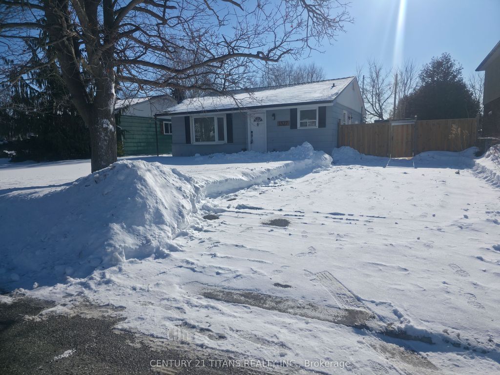 Photo of 1327 Commerce Street, Pickering, ON L1W 1E1 (MLS # E12769222)