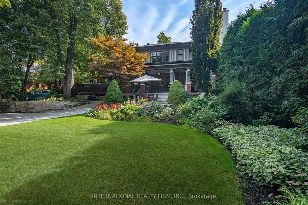 Photo of 270 Indian Road, Toronto, ON M6R 2X2 (MLS # W13076604)