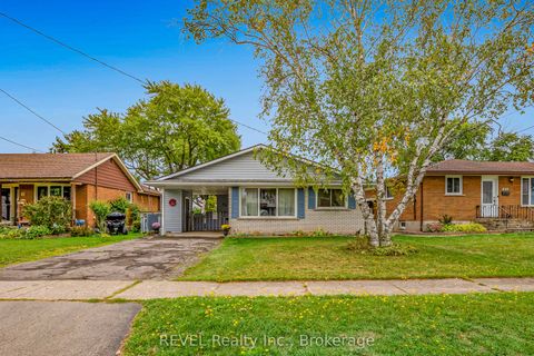 Photo of 43 Bowden Street, Fort Erie, ON L2A 2P5 (MLS # X12428166)