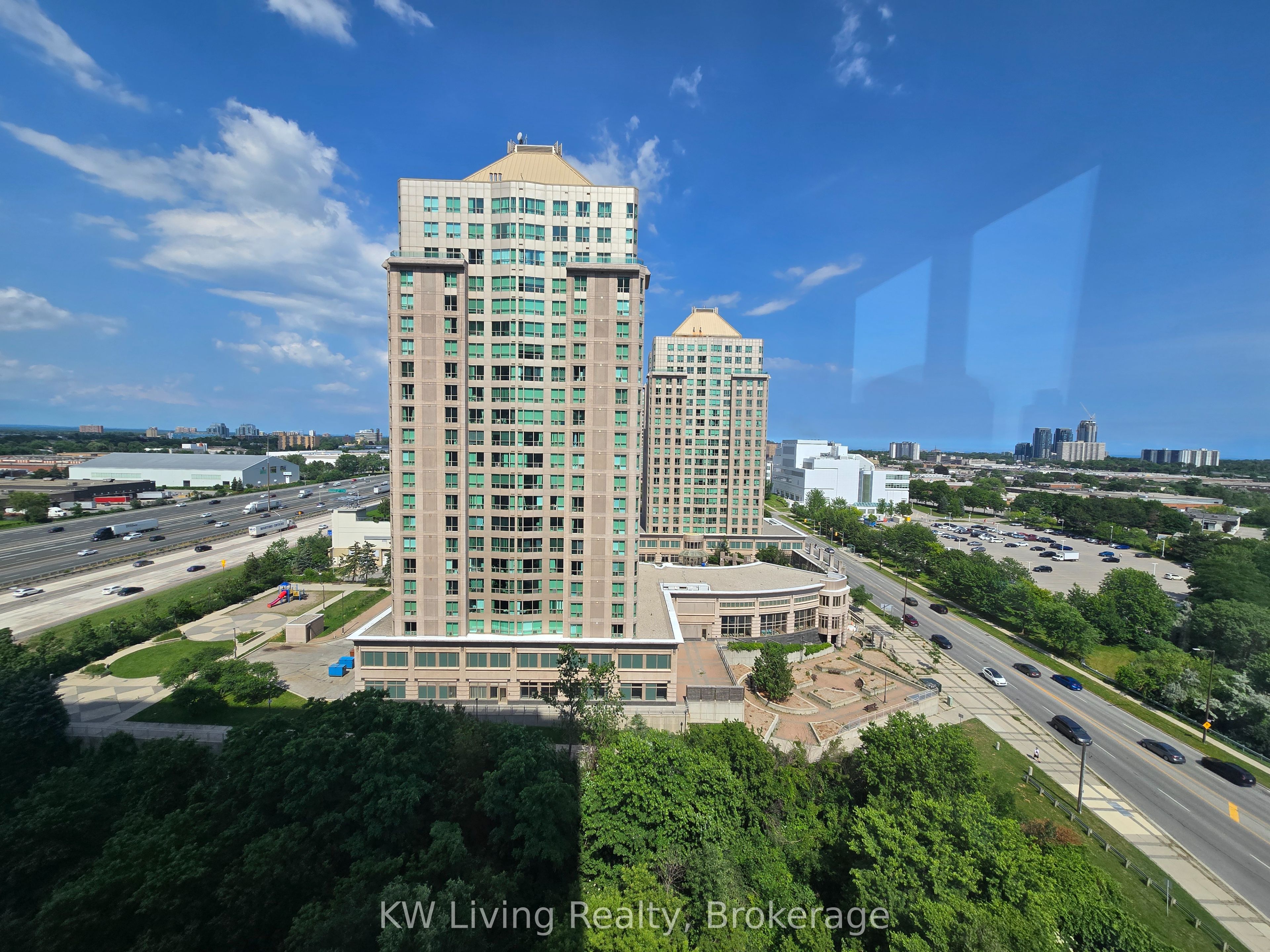 88 Corporate Drive 1205