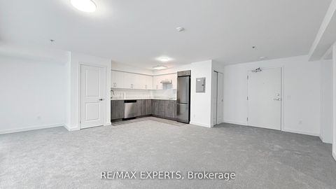 45 Connaught Avenue 302 Toronto ON M4L 2V8