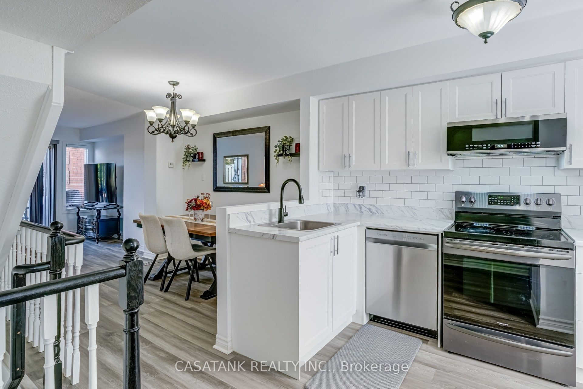 3895 Doug Leavens Boulevard 10