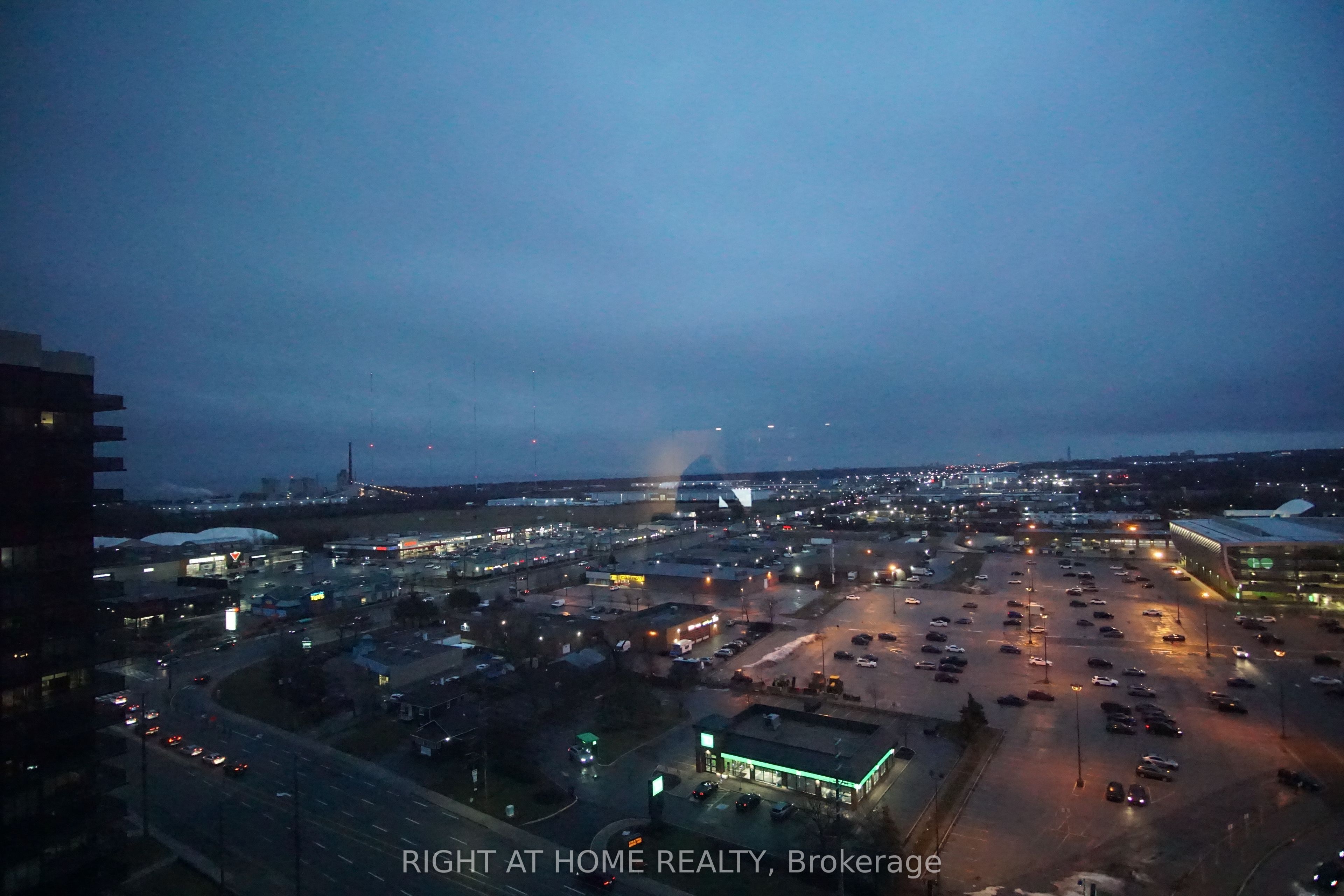 1055 Southdown Road LPH01