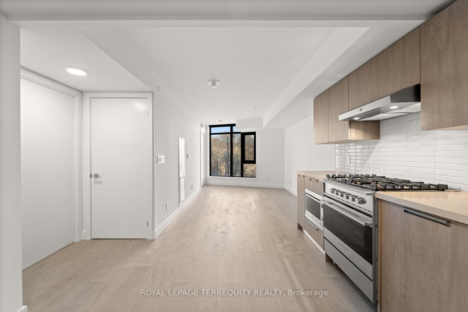 160 Kingsway Crescent 213