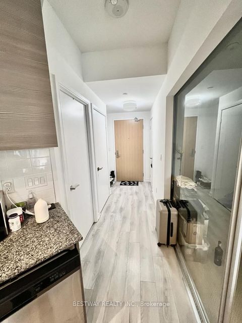 Photo of 621 Sheppard Avenue E #355, Toronto, ON M2K 1B5 (MLS # C12443282)