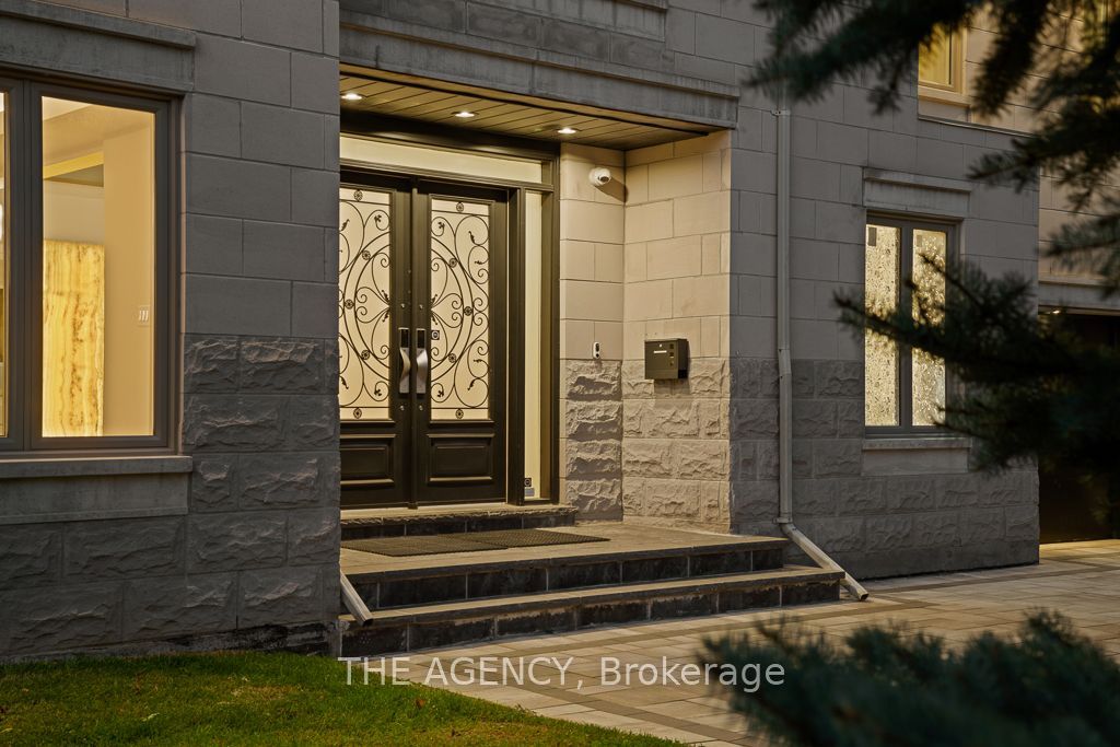 Photo of 72 Lord Seaton Road, Toronto, ON M2P 1K5 (MLS # C13872970)