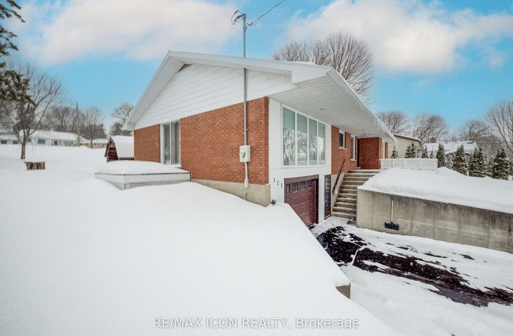 Photo of 121 North Water Street, Wellington North, ON N0G 2L3 (MLS # X12827778)
