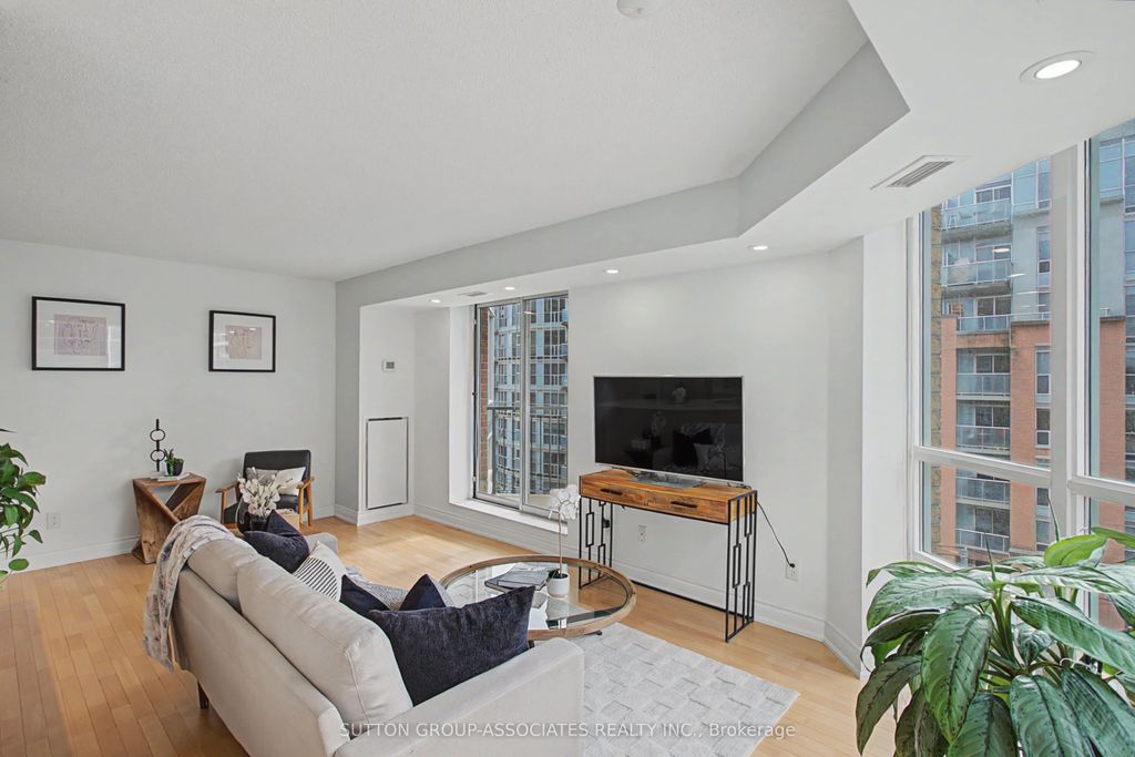 Photo of 1000 King Street W #616, Toronto, ON M6K 3N1 (MLS # C12843026)