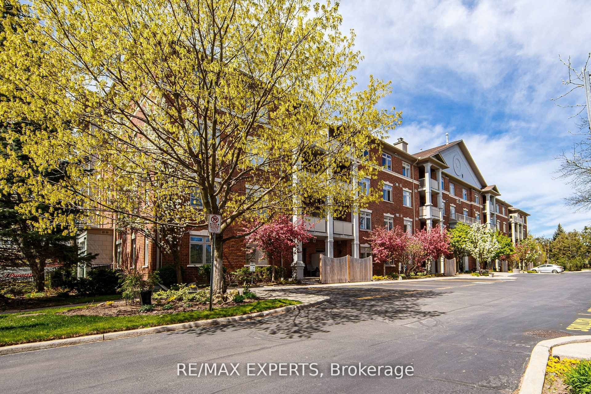 391 Plains Road E 102