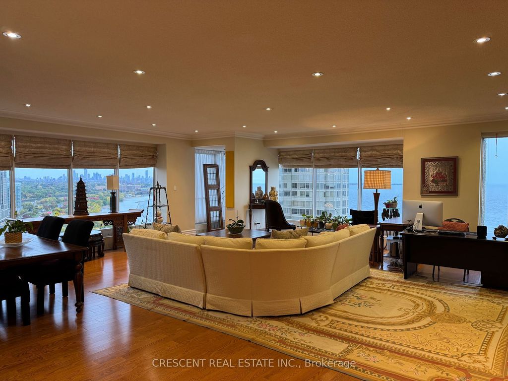 Photo of 2045 Lake Shore Boulevard W #2607, Toronto, ON M8V 2Z6 (MLS # W12484995)