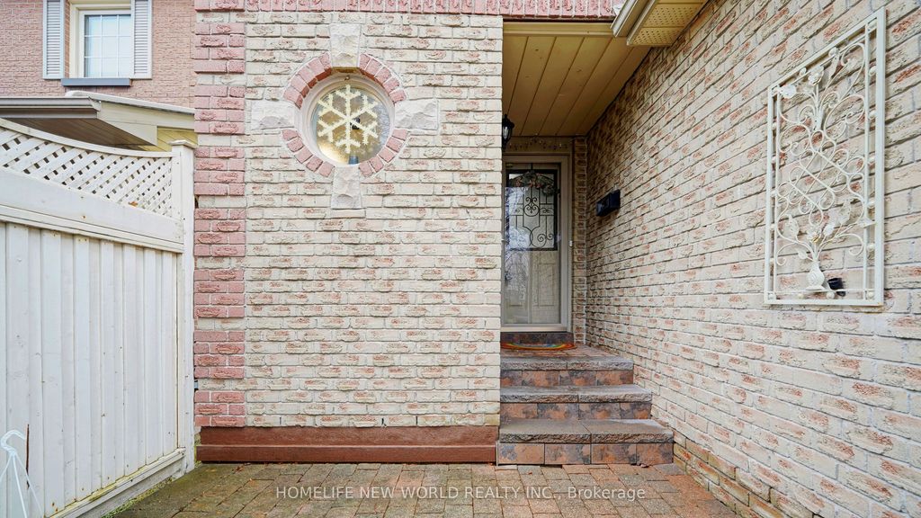 Photo of 1608 Rawlings Drive, Pickering, ON L1V 5B6 (MLS # E12915034)