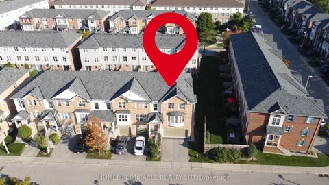 5980 Whitehorn Avenue 38 Mississauga ON L5A 5X2