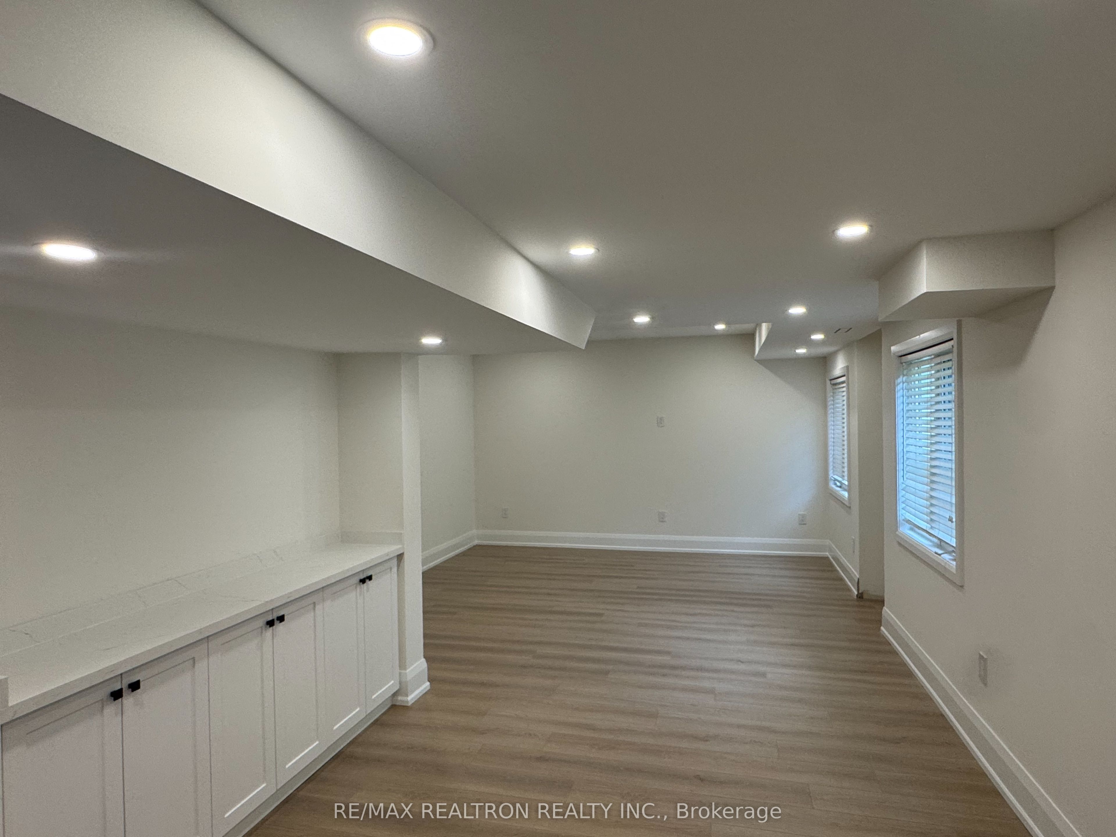 155 Smoothwater Terrace