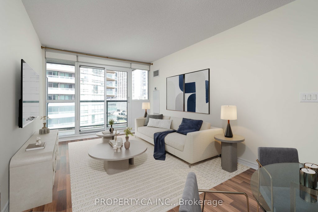 Photo of 25 Lower Simcoe Street #803, Toronto, ON M5J 3A1 (MLS # C13622074)