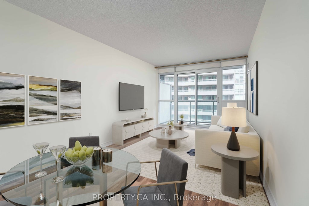 Photo of 25 Lower Simcoe Street #803, Toronto, ON M5J 3A1 (MLS # C13622074)