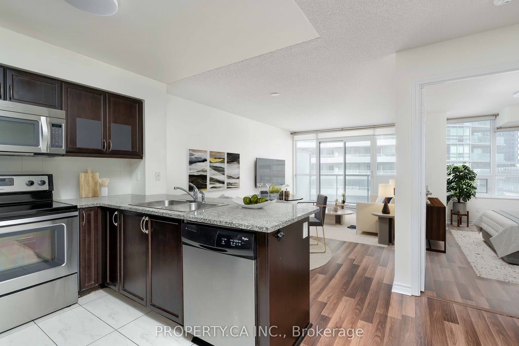 Photo of 25 Lower Simcoe Street #803, Toronto, ON M5J 3A1 (MLS # C13622074)