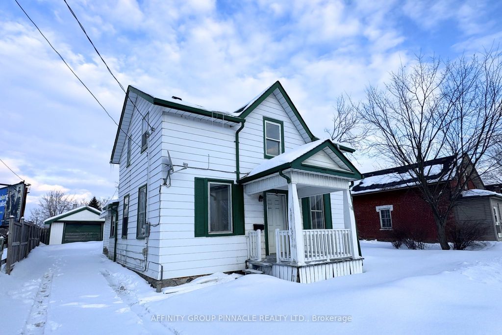 Photo of 118 Lindsay Street S, Kawartha Lakes, ON K9V 2M7 (MLS # X12824888)