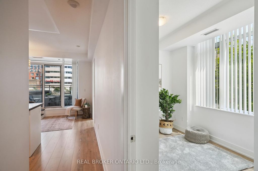 Photo of 525 Adelaide Street W #215, Toronto, ON M5V 0N7 (MLS # C12362705)